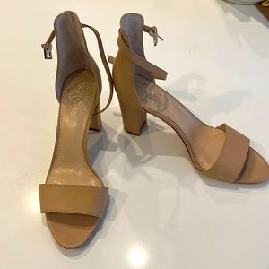 Vince Camuto nude heels